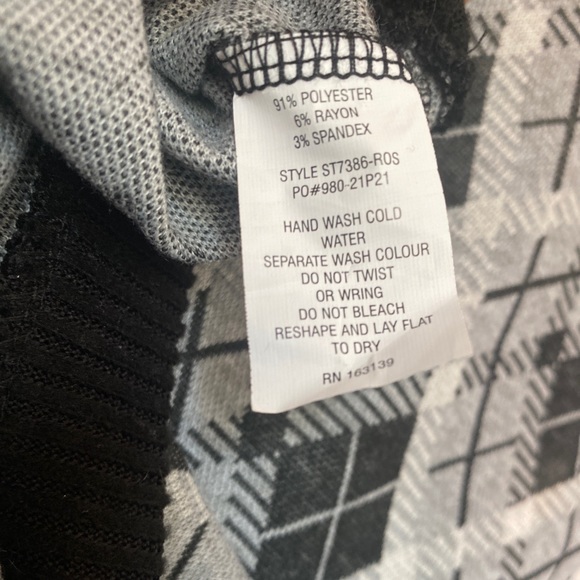 Liz&Sara Preppy Pattern Cropped Skirt Set - Picture 5 of 5